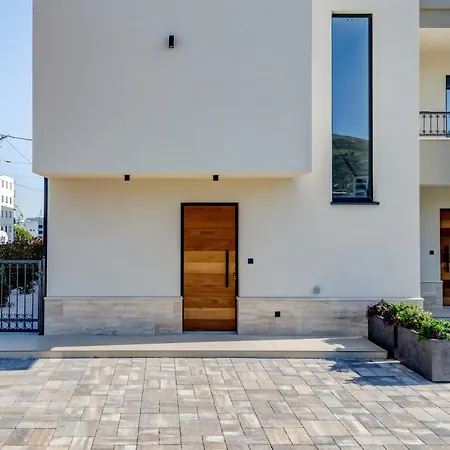 Trixie - Garden * Trogir