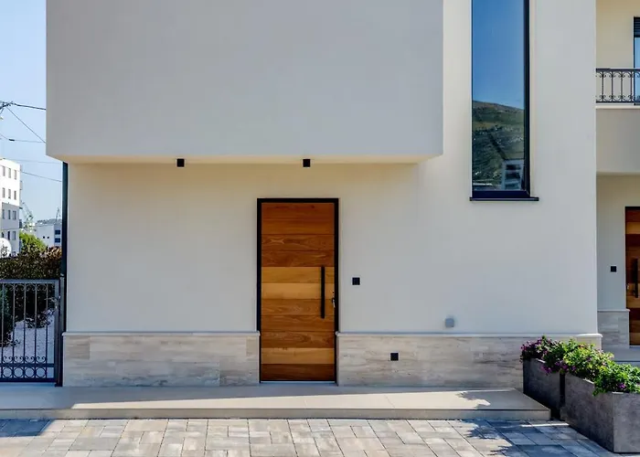 Trixie - Garden * Трогір